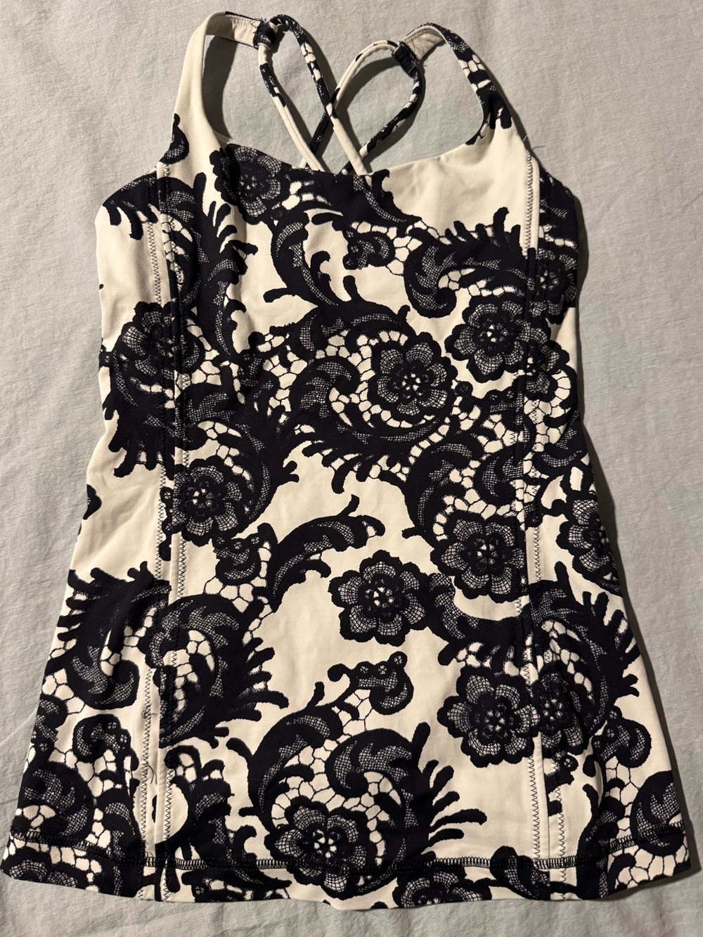 lululemon athletica Black & Cream Lace-Print Tank Top